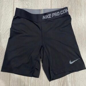 Black Nike Pro combat shorts